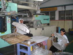 房秋晨公參參觀印尼TCL工廠，助力家電維修服務提升